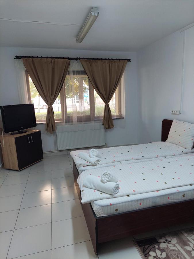 Apartament Octav Deva Exterior foto